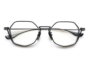 DTX184 A 04 Lindstrum Three