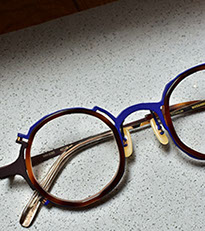 Unfinished Art / 未完成のアートBeautiful Lines - A form born out of raising a question to perfection Designer Masahiro Maruyama